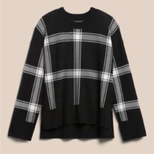 Banana Republic Black and White Plaid Sweater